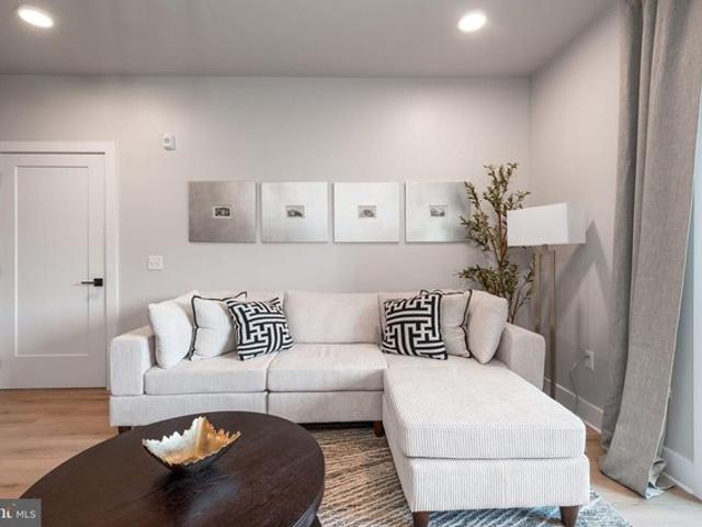 Condo for sale in Delaware