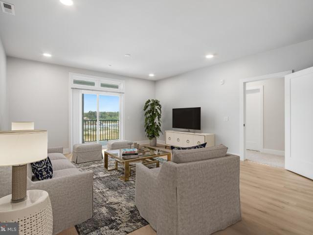 Condo for sale in Delaware