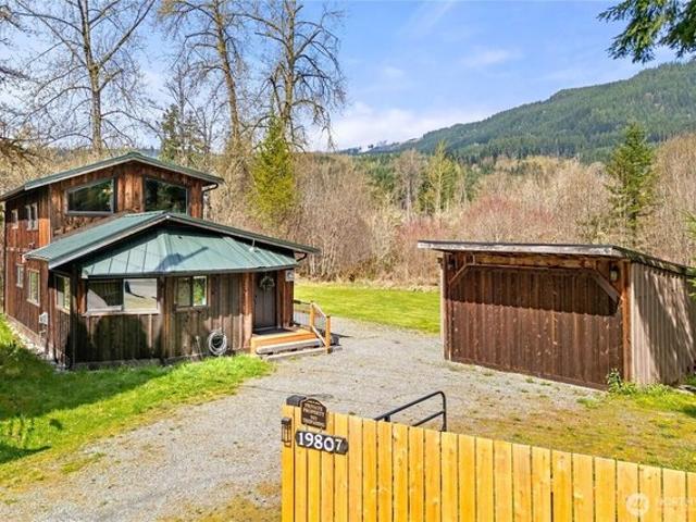 House for sale in Elbe, Washington