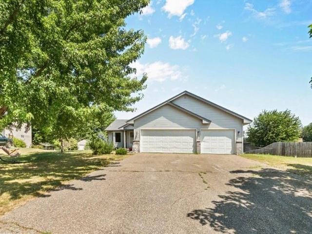 House for sale in Cambridge, Minnesota