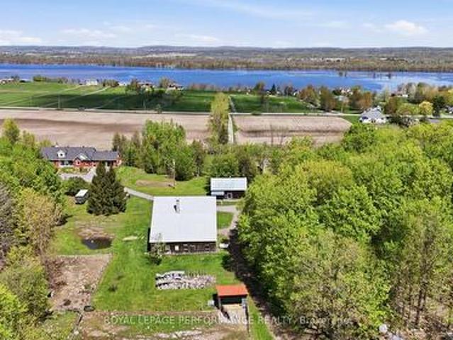 Farm for sale in East Hawkesbury, Ontario