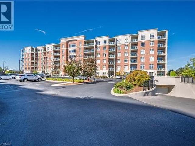 Condo for sale in Burlington, Ontario