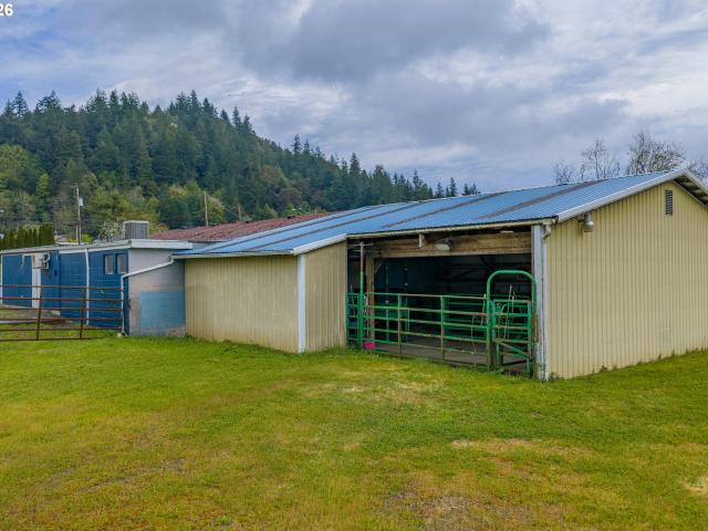 Commercial for sale in Oregonia