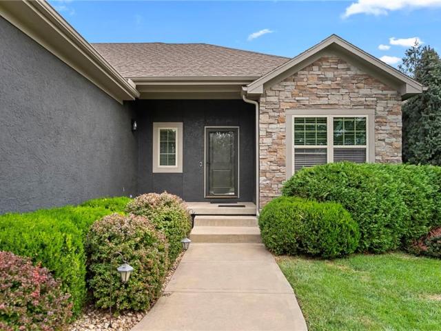 House for sale in Spring Hill, Johnson County