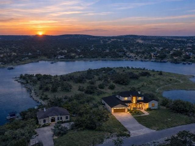 House for sale in Spicewood, Texas