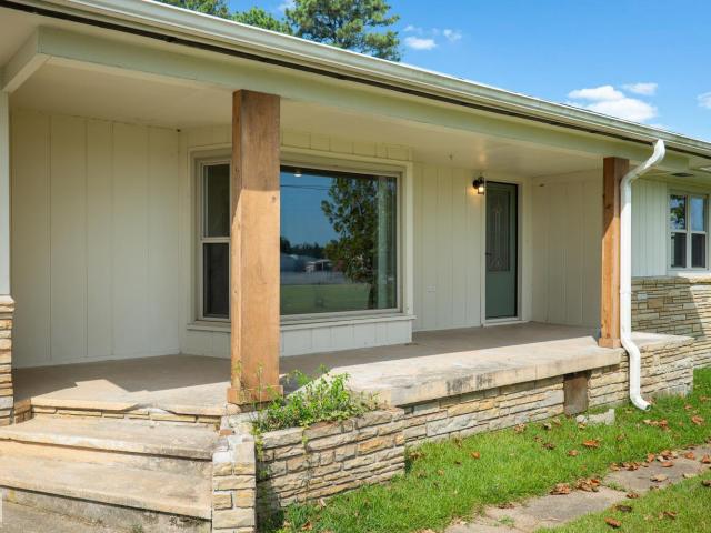 House for sale in Hoxie, Lawrence County