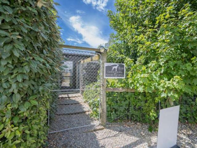 House for sale in Otakou