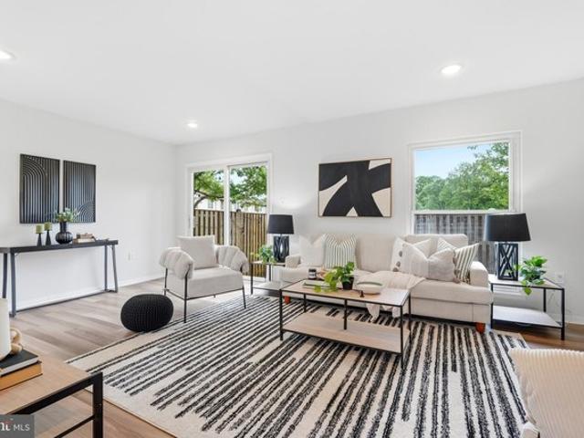 Condo for sale in Crofton, Maryland