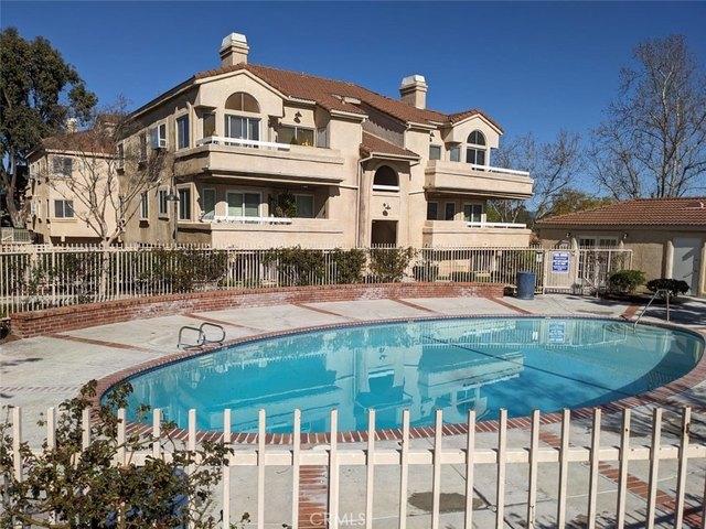 Condo for sale in Canyon Country, California