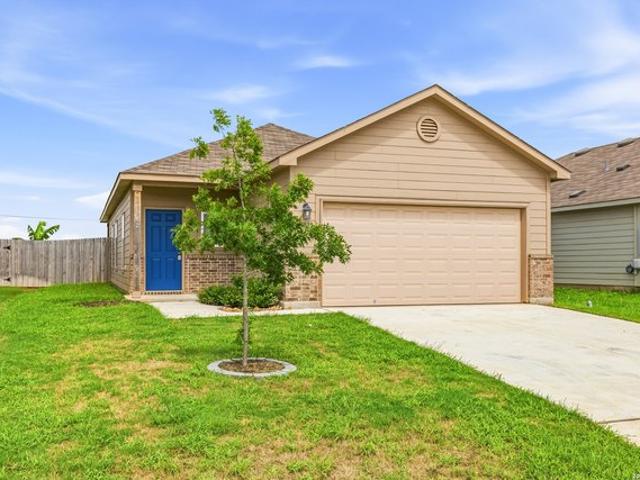 House for sale in Lytle, Texas
