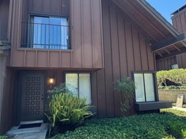 Townhouse for sale in Canoga Park, California