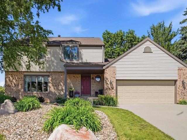 House for sale in Waterloo, Iowa