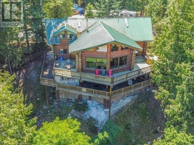 House for sale in Van Anda House for sale in Van Anda