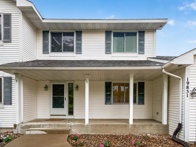 House for sale in Charleswood, Farmington