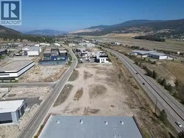 House for rent in Winfield, British Columbia
