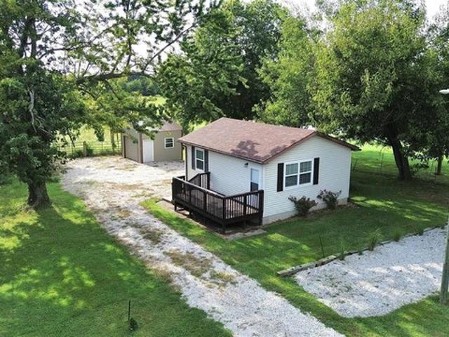 House for sale in Hodgenville, Kentucky