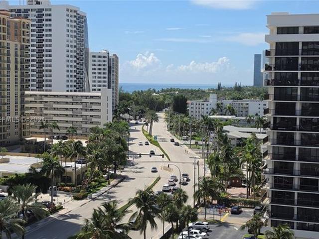 Condo for sale in Hallandale, Florida