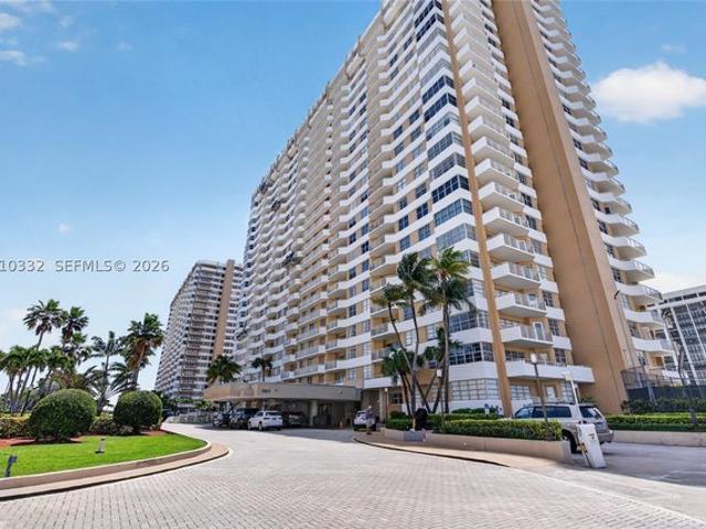 Condo for sale in Hallandale, Florida