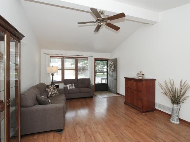 Condo for sale in Elgin, Illinois