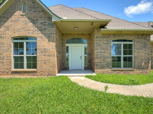 House for sale in Harrah, Oklahoma
