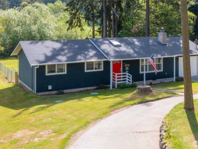 House for sale in Oak Harbor, Washington