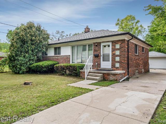 House for sale in Harper Woods, Michigan