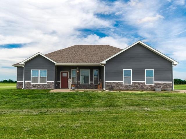 House for sale in Cairo, Missouri