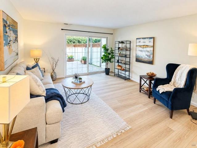 Townhouse for sale in Santa Rosa, California