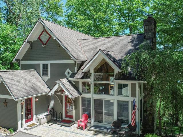 House for sale in Garrett, Maryland