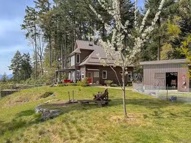 House for sale in Gabriola