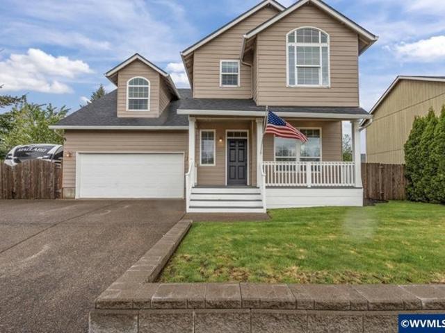 House for sale in Oregonia