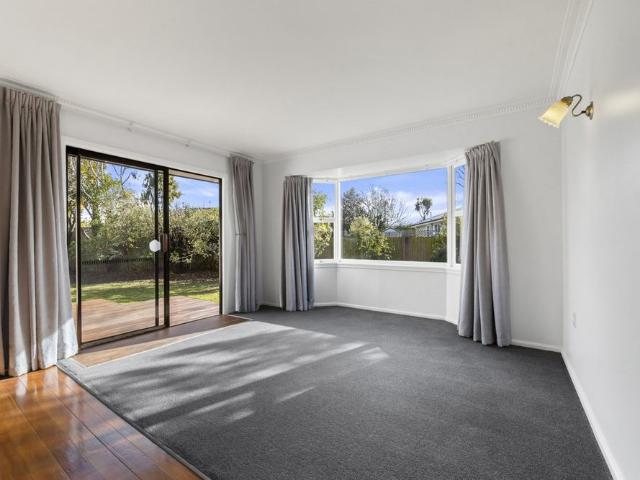 House for rent in Chaslands, Canterbury
