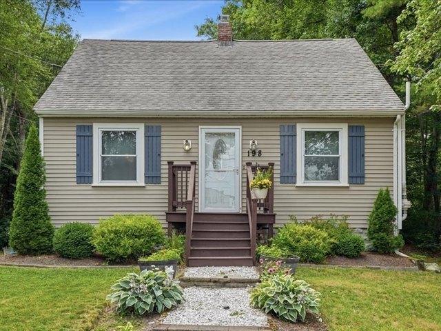 House for sale in Lakeville, Massachusetts