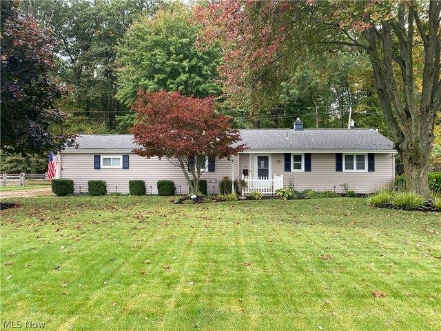 House for sale in Avon Lake, Lorain County