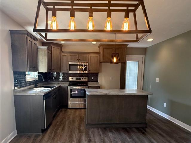House for sale in Adolphus, Kentucky