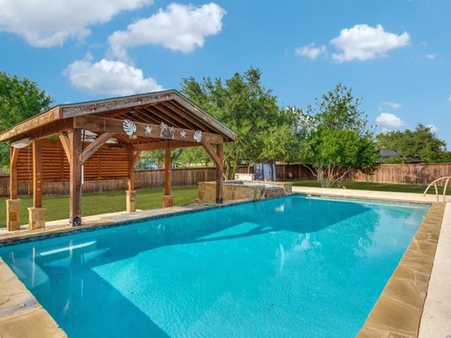 House for sale in Medina, Texas