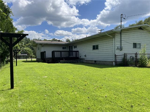 House for sale in Farmington, Pennsylvania