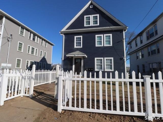 House for sale in New London, Connecticut