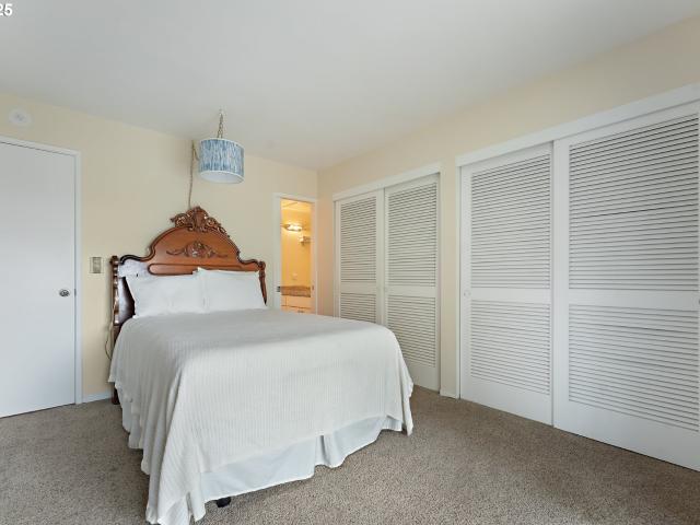 Condo for sale in Oregonia