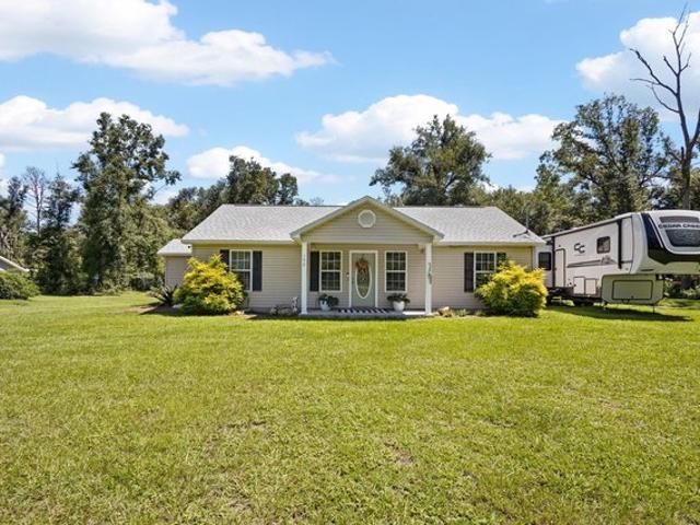 House for sale in Lee, Florida