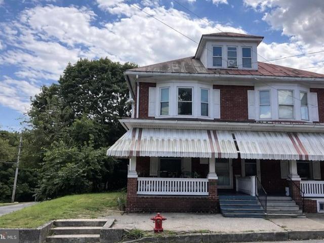 Townhouse for sale in Millersburg, Pennsylvania