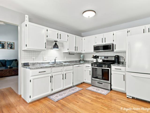 House for sale in Mchenry, Illinois