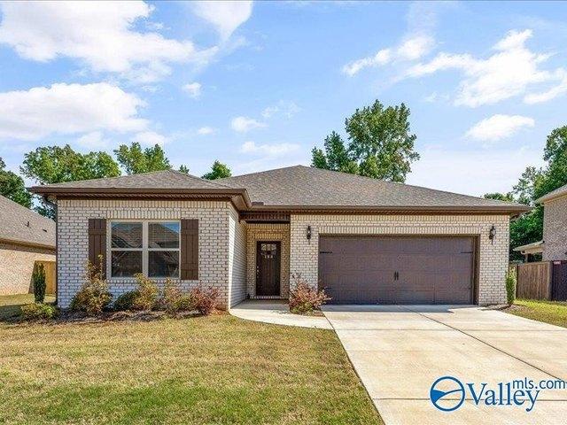 House for sale in New Market, Alabama