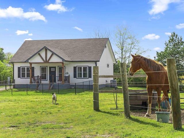 House for sale in Ark