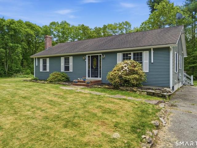 House for sale in Brooklyn, Connecticut