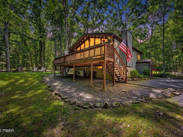 House for sale in Fawn Lake Forest, Lackawaxen Township