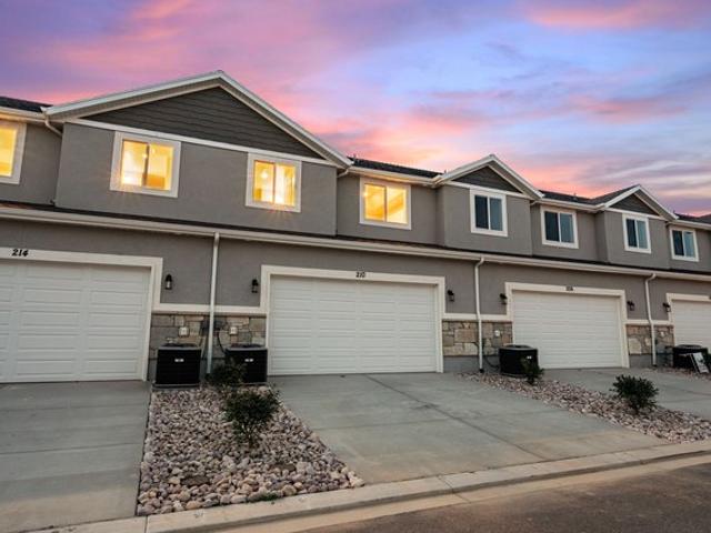 Townhouse for sale in Santaquin, Utah