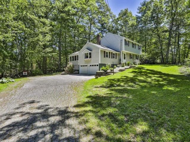 House for sale in New Hampshire