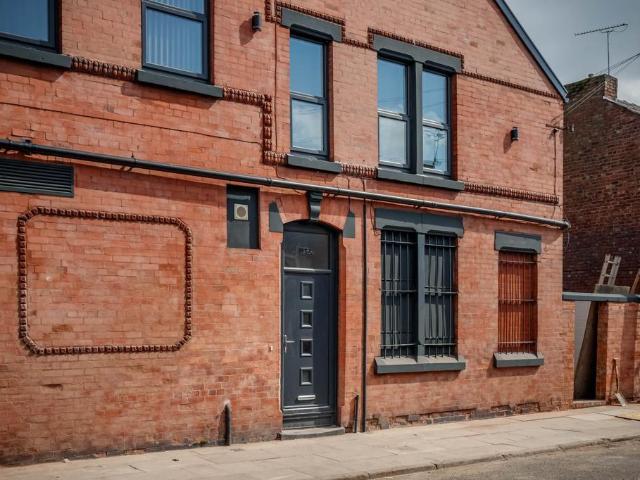House for rent in Kensington, Calderstones