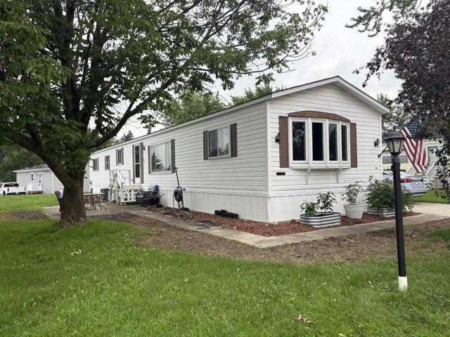 House for sale in Bristol, Wisconsin